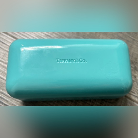 Tiffany & Co. Marbled Blue Cat Eye Sunglasses - Picture 10 of 12